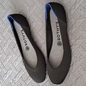Rothy’s - The Square - Black Size 8